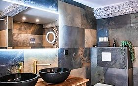 Duplex, Jacuzzi, Terrasse Sur Les Toits