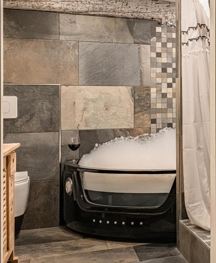 Appartement Duplex, Jacuzzi, Terrasse Sur Les Toits à Nice Extérieur photo